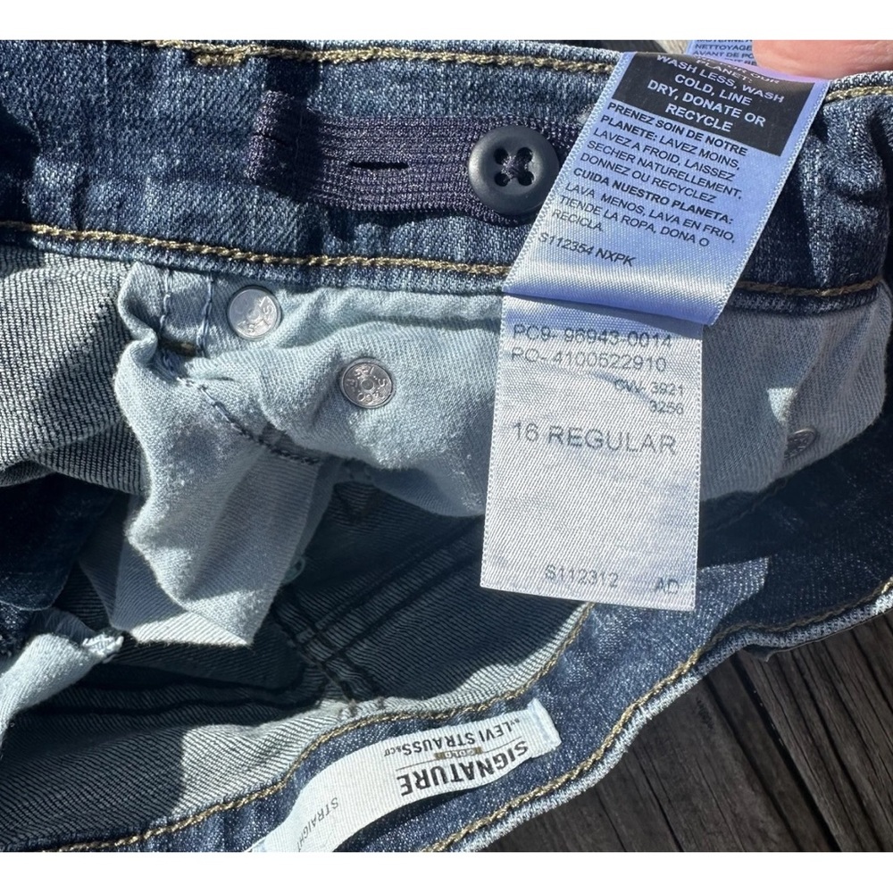 Levi’s Signature Gold Straight Leg Boy's Jeans Size 16 R Adjustable Waist - Picture 6 of 7